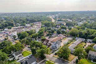38 Park Ave, Amityville, NY 11701 - Photo 12