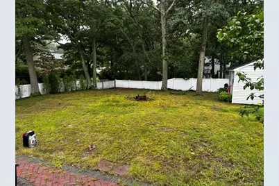 30 Orchard Drive, Farmingville, NY 11738 - Photo 18