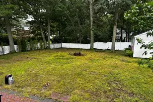 30 Orchard Dr, Farmingville, NY 11738 - Photo 18