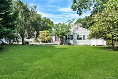 75 Whiskey Road, Coram, NY 11727 - Photo 4