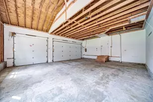 75 Whiskey Rd, Coram, NY 11727 - Photo 12