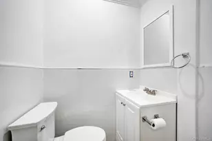 75 Whiskey Rd, Coram, NY 11727 - Photo 34