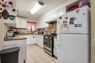 25-18 123rd St, Flushing, NY 11354 - Photo 10
