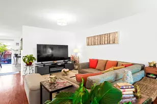 208 Hendrick Ave E, Glen Cove, NY 11542 - Photo 6