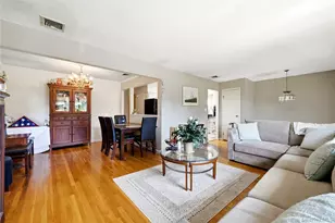 29 Suffolk Rd, Massapequa, NY 11758 - Photo 6