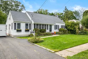 627 6th St, East Northport, NY 11731 - Photo 2