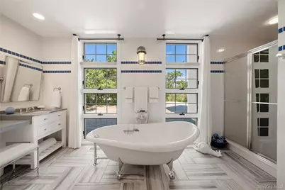 7 Mitchell Dunes Lane, Amagansett, NY 11930 - Photo 20