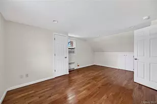 120 Evelyn Ave, Westbury, NY 11590 - Photo 12