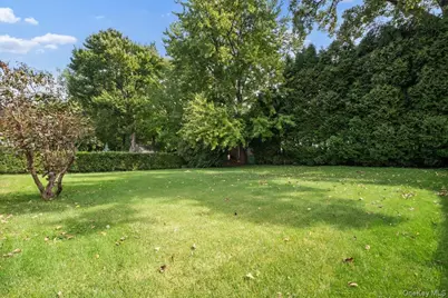 65 Sherwood Drive, Larchmont, NY 10538 - Photo 26