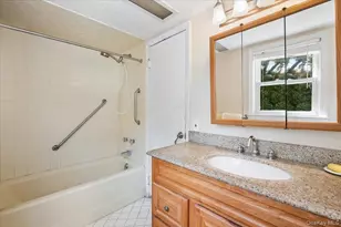 65 Sherwood Dr, Larchmont, NY 10538 - Photo 20