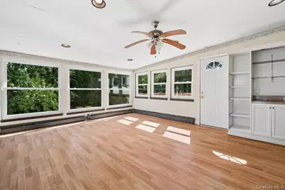 65 Sherwood Drive, Larchmont, NY 10538 - Photo 10