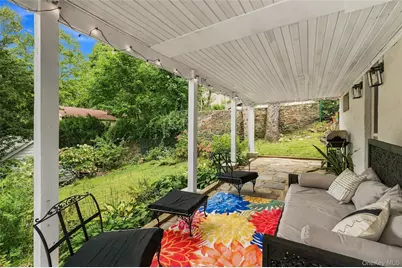 87 Lakeview Avenue, Hartsdale, NY 10530 - Photo 30