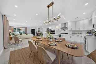 2 Circle Dr, Syosset, NY 11791 - Photo 12