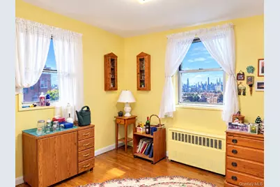 60-11 Broadway #6U, Woodside, NY 11377 - Photo 12