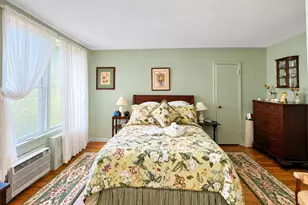 60-11 Broadway, Woodside, NY 11377 - Photo 10