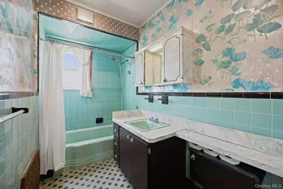 135-36 96th Street, Ozone Park, NY 11417 - Photo 16