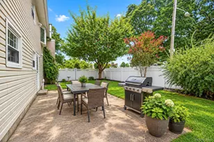 355 W Islip Blvd, West Islip, NY 11795 - Photo 8
