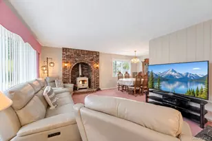 355 W Islip Blvd, West Islip, NY 11795 - Photo 16