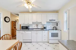 355 W Islip Blvd, West Islip, NY 11795 - Photo 24
