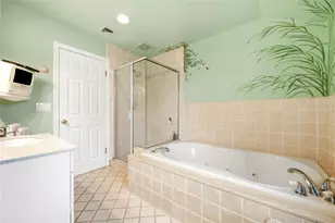 15 Salt Meadow Ln, Bayport, NY 11705 - Photo 38