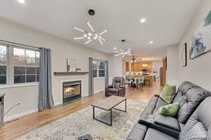 33 Potter Ln, Huntington, NY 11743 - Photo 6
