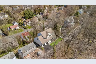 33 Potter Lane, Huntington, NY 11743 - Photo 30