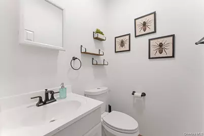 33 Potter Lane, Huntington, NY 11743 - Photo 18