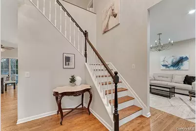33 Potter Lane, Huntington, NY 11743 - Photo 20