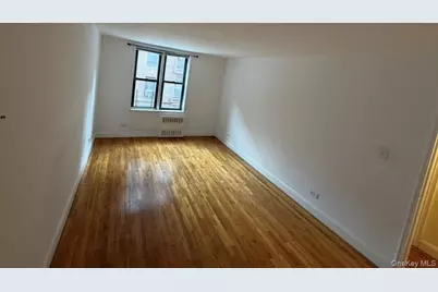 83-30 Vietor Avenue #312, Elmhurst, NY 11373 - Photo 4