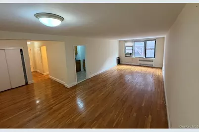 83-30 Vietor Avenue #312, Elmhurst, NY 11373 - Photo 1