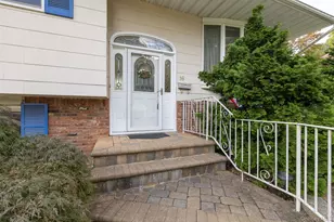 16 Arlington Ave, Saint James, NY 11780 - Photo 4