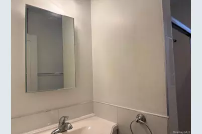 136-05 Sanford Avenue #4O, Flushing, NY 11355 - Photo 14