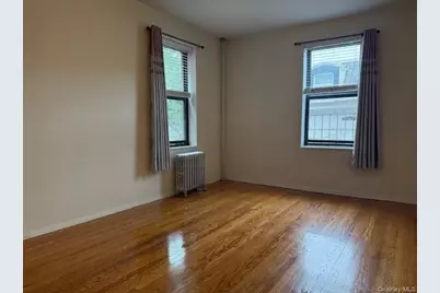 136-05 Sanford Avenue #4O, Flushing, NY 11355 - Photo 2