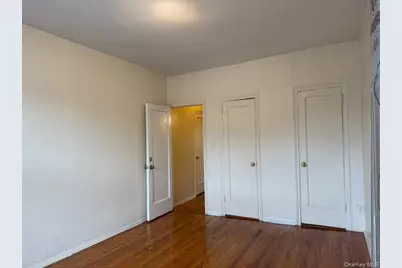 136-05 Sanford Avenue #4O, Flushing, NY 11355 - Photo 4