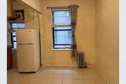 136-05 Sanford Avenue #4O, Flushing, NY 11355 - Photo 12