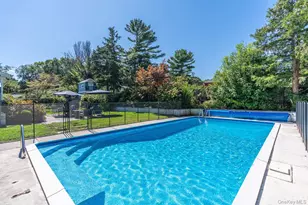 3825 Stars Rd, East Marion, NY 11939 - Photo 4