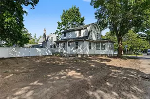 2 Willett Ave, Sayville, NY 11782 - Photo 20