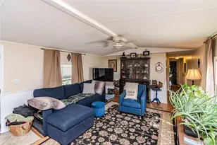 723 Beekman Rd, Hopewell Junction, NY 12533 - Photo 4