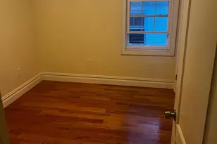136 Stephens Ave, Bronx, NY 10473 - Photo 4