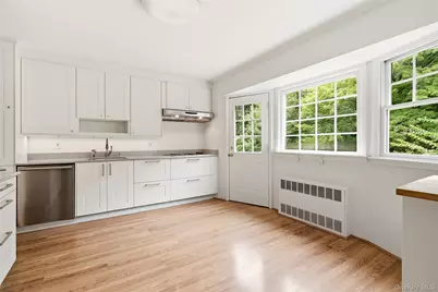 174 Flower Hill Road, Huntington, NY 11743 - Photo 12