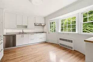174 Flower Hill Rd, Huntington, NY 11743 - Photo 12