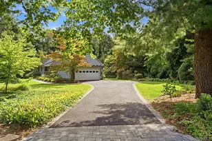 174 Flower Hill Rd, Huntington, NY 11743 - Photo 32