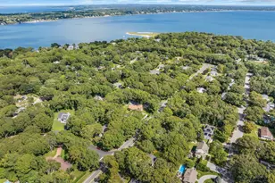 112 Lynncliff Rd, Hampton Bays, NY 11946 - Photo 32