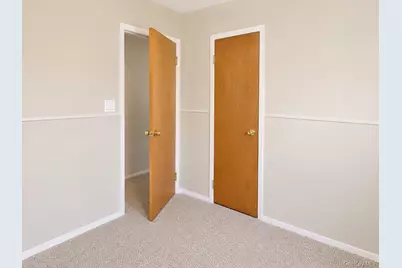 17 Fordham Road, West Babylon, NY 11704 - Photo 10