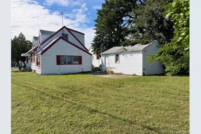 306 W Old Country Road, Hicksville, NY 11801 - Photo 4