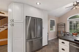 41 Butler St, Westbury, NY 11590 - Photo 14
