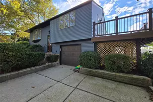 25 Ripley Dr, Northport, NY 11768 - Photo 2