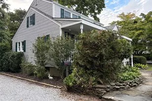 240 Washington Ave, Saint James, NY 11780 - Photo 4