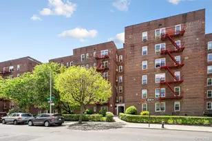 39-50 52nd St, Woodside, NY 11377 - Photo 10