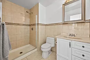 159-19 101st St, Howard Beach, NY 11414 - Photo 12